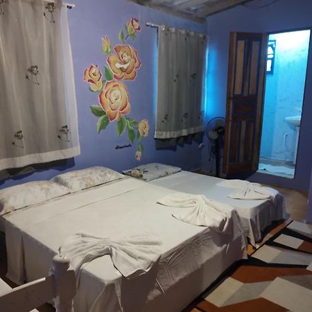 Quarto Rosas 2 A 5 Pessoas Centro Praia Do Pontal Парати Екстериор снимка