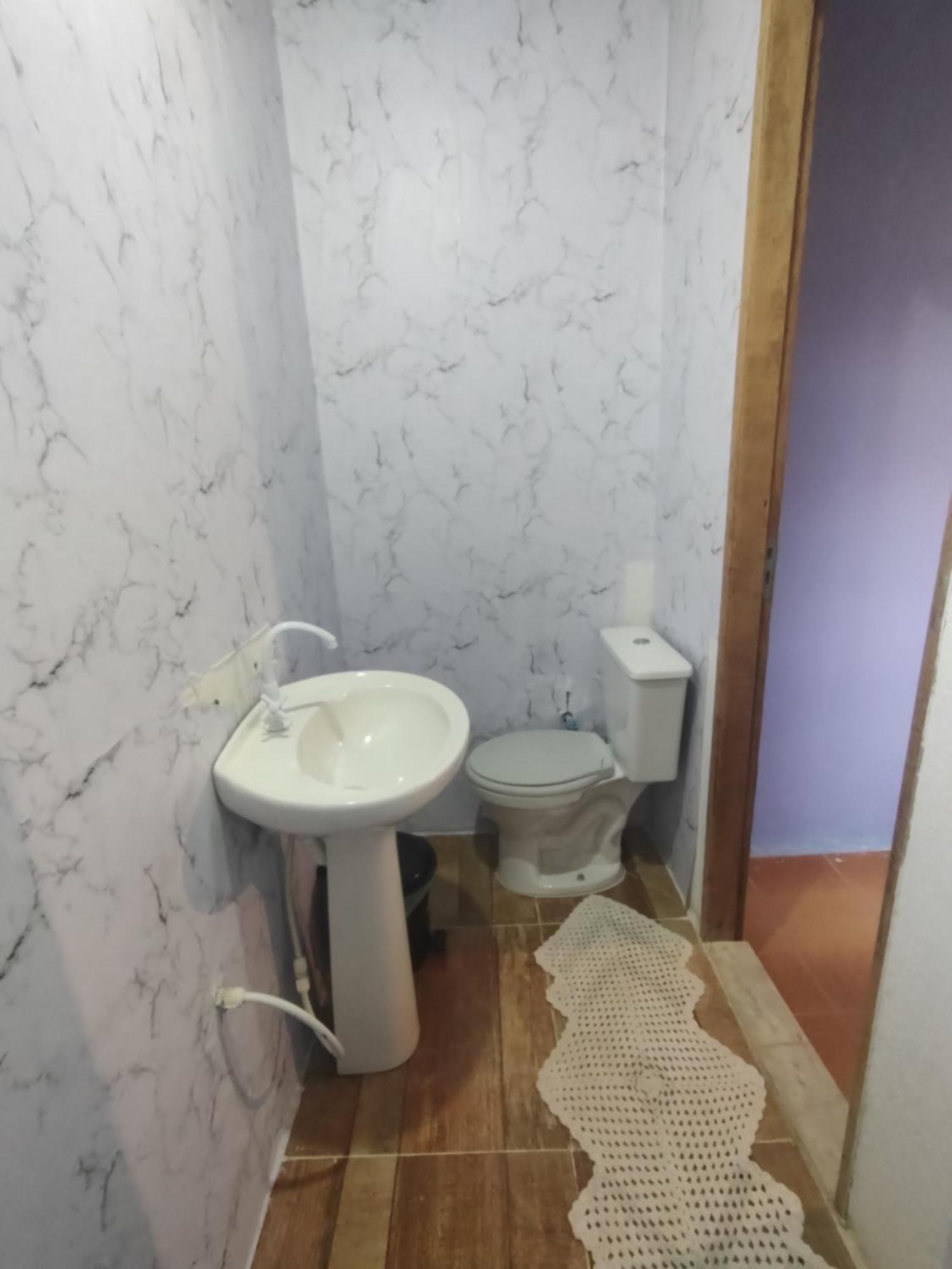Quarto Rosas 2 A 5 Pessoas Centro Praia Do Pontal Парати Екстериор снимка