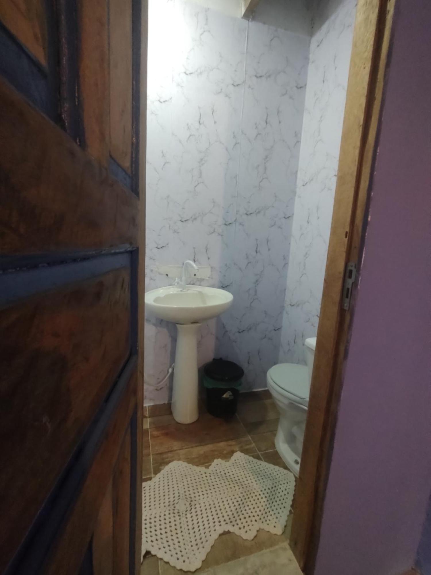 Quarto Rosas 2 A 5 Pessoas Centro Praia Do Pontal Парати Екстериор снимка