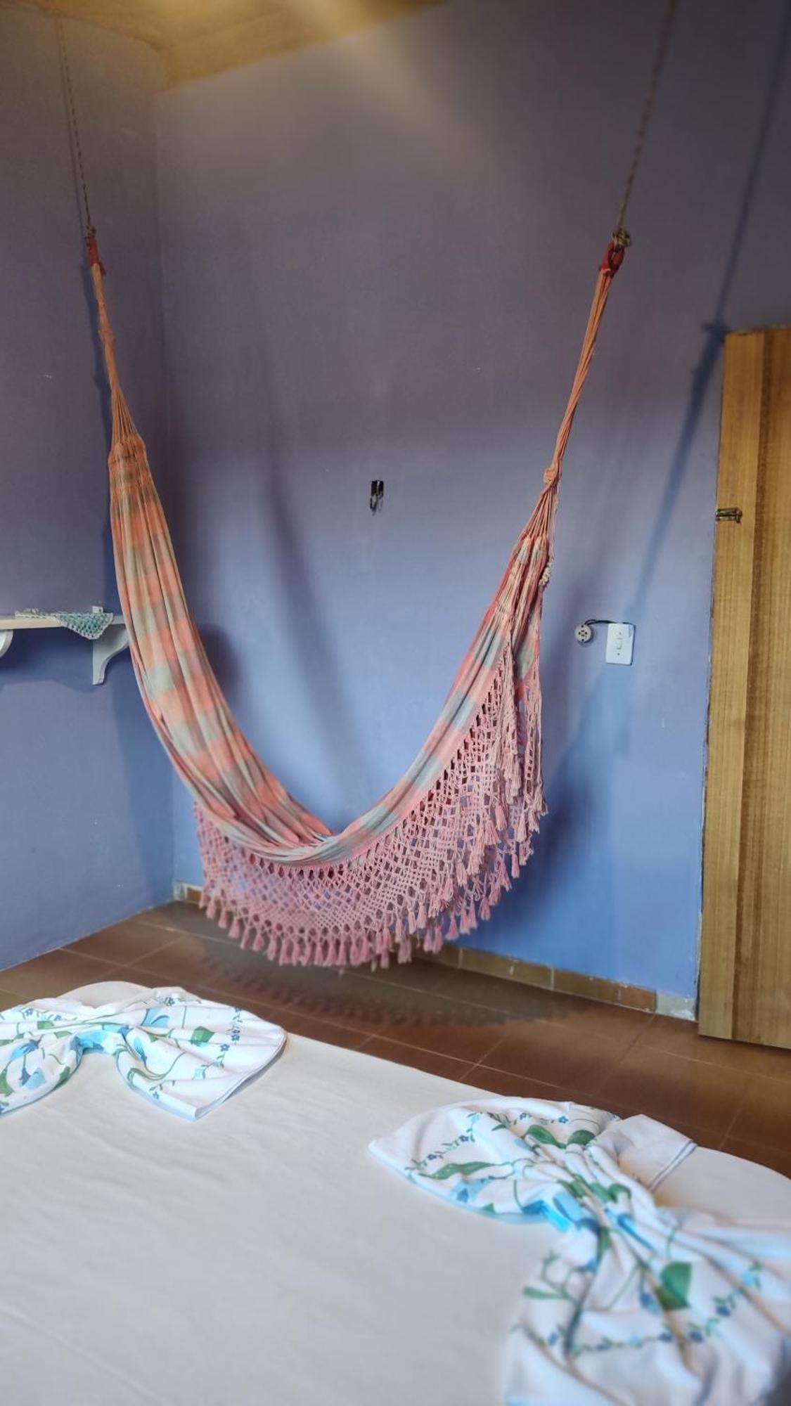 Quarto Rosas 2 A 5 Pessoas Centro Praia Do Pontal Парати Екстериор снимка